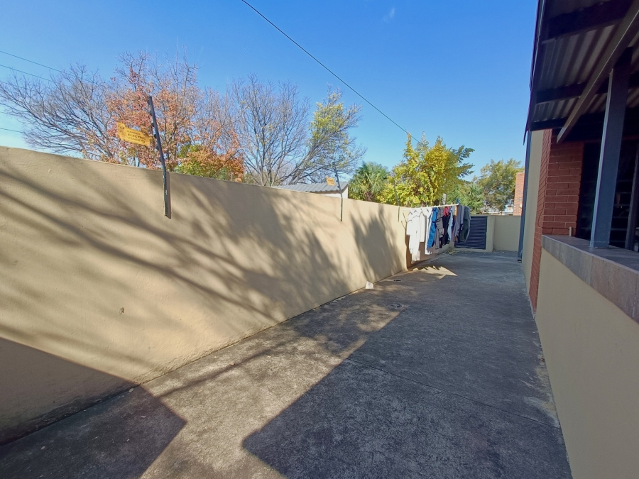 1 Bedroom Property for Sale in Die Bult North West